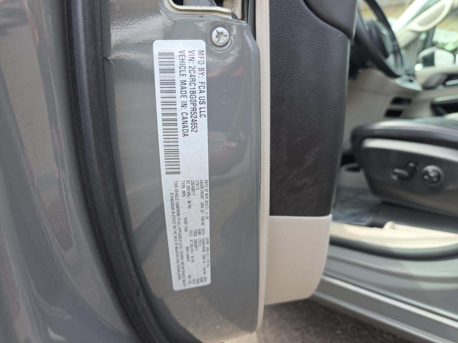2023 Chrysler Pacifica Touring L FWD
