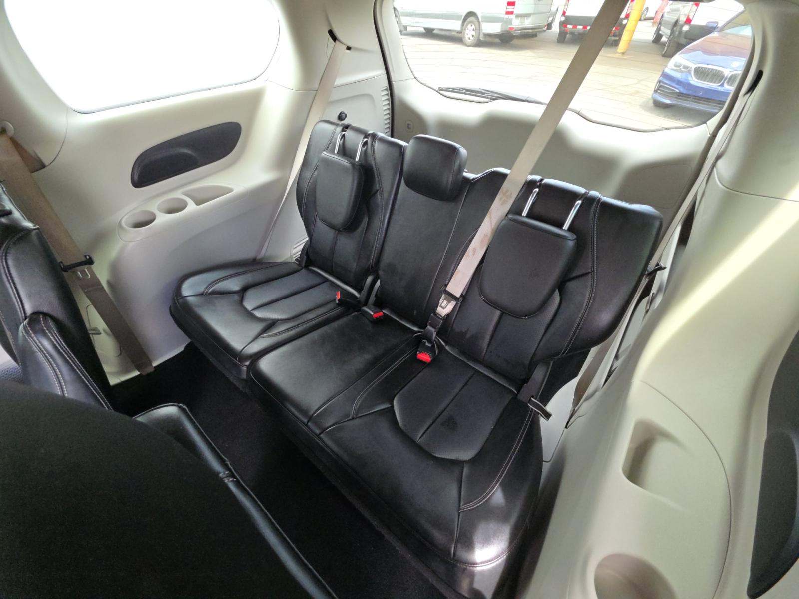 2023 Chrysler Pacifica Touring L FWD