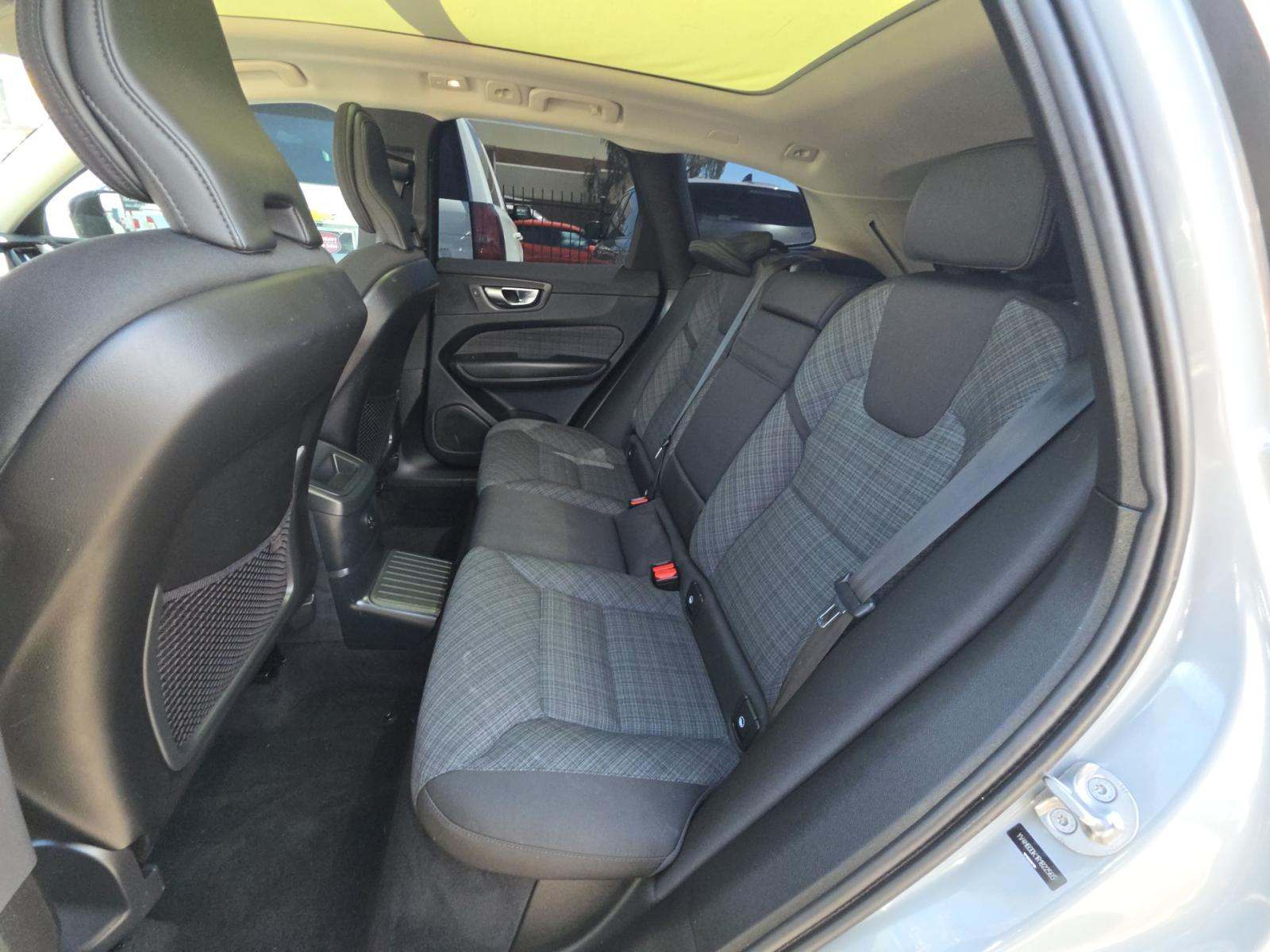 2024 Volvo XC60 Recharge T8 Core AWD