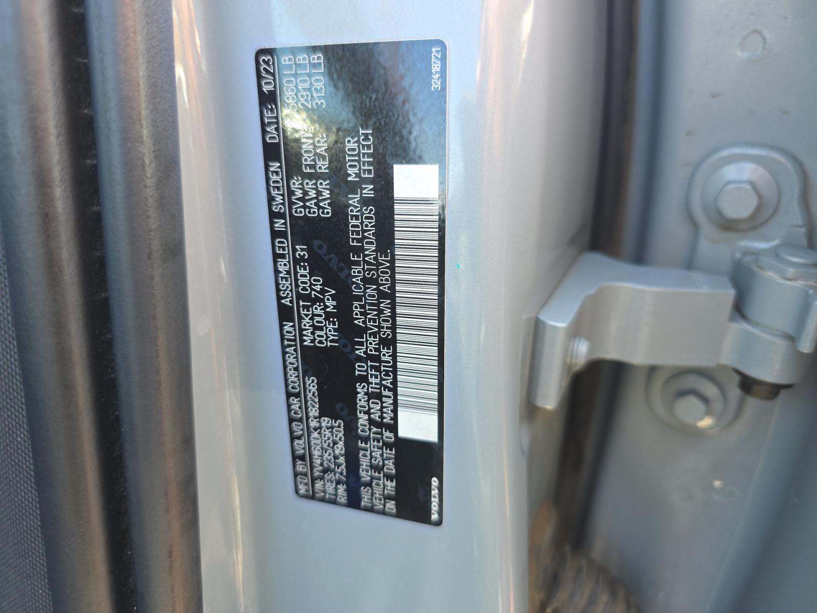 2024 Volvo XC60 Recharge T8 Core AWD