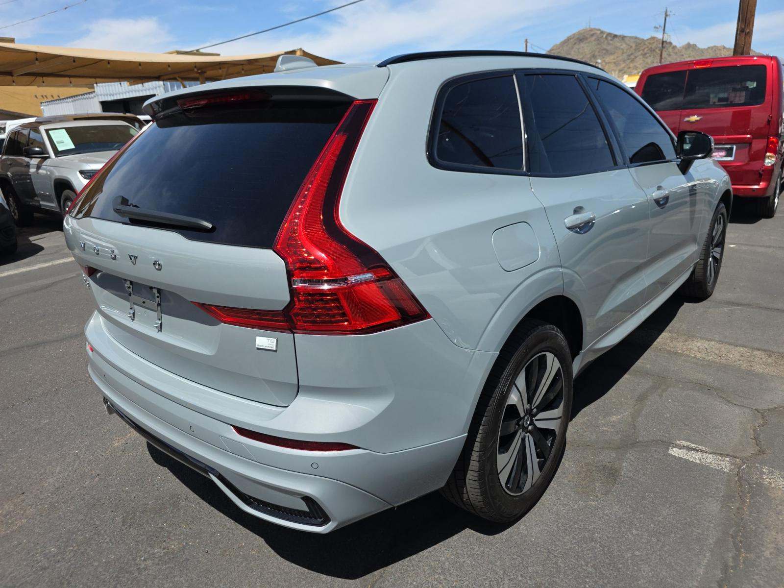 2024 Volvo XC60 Recharge T8 Core AWD