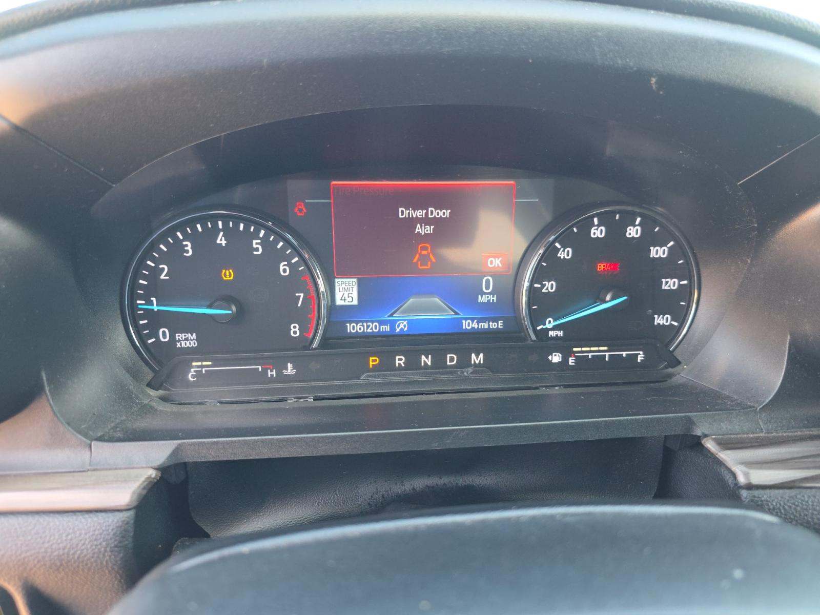 FORD EXPLORER - 9