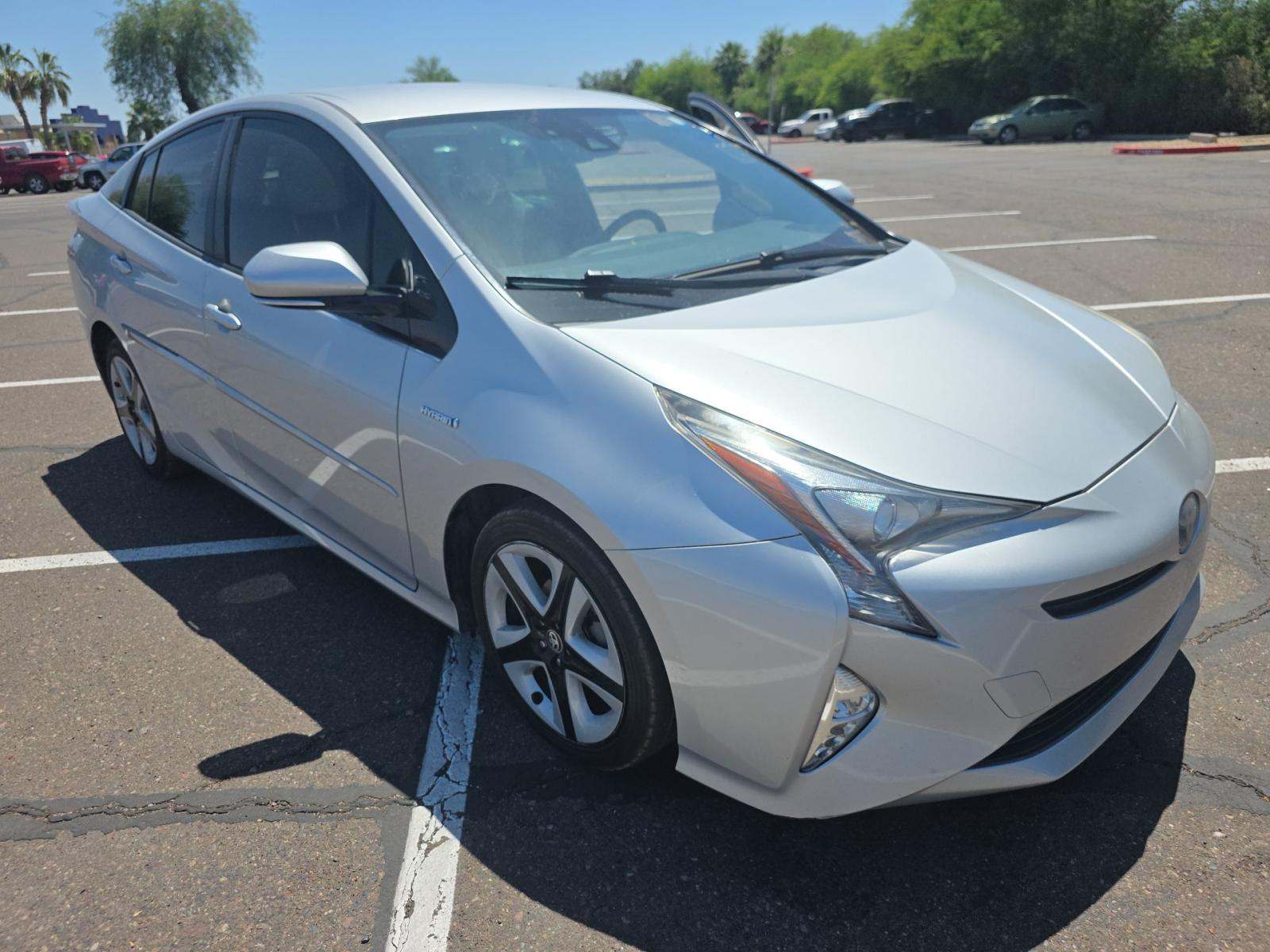 TOYOTA PRIUS - 4