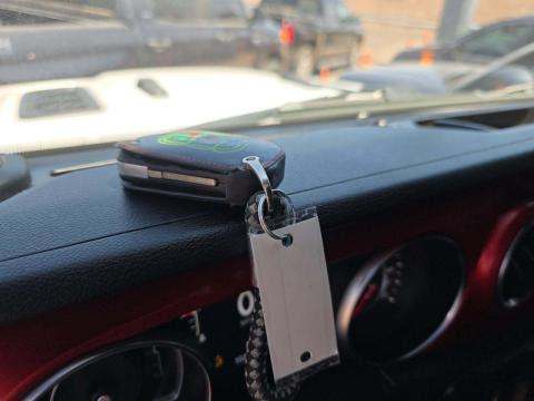 JEEP UNLIMITED RUBICON - 8