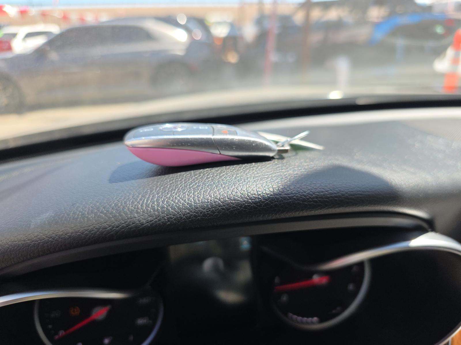 MERCEDES-BENZ C-CLASS - 8