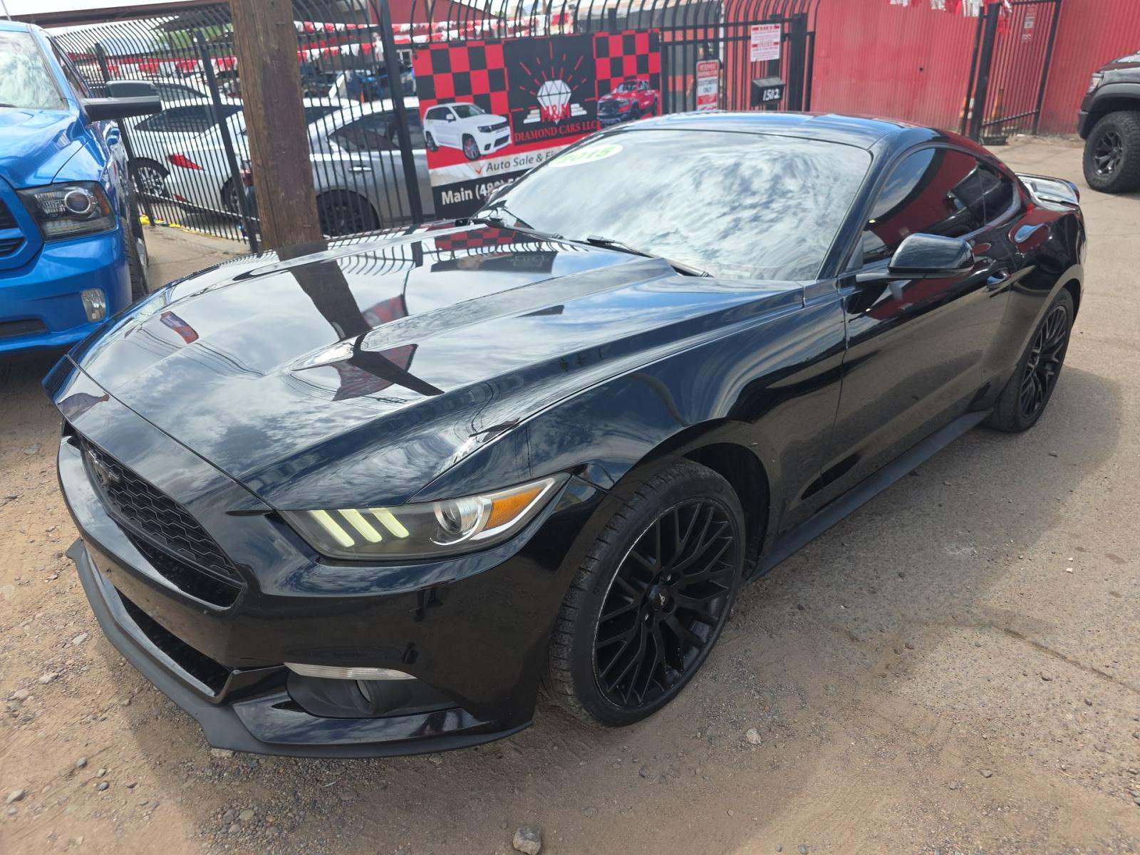 FORD MUSTANG - 1