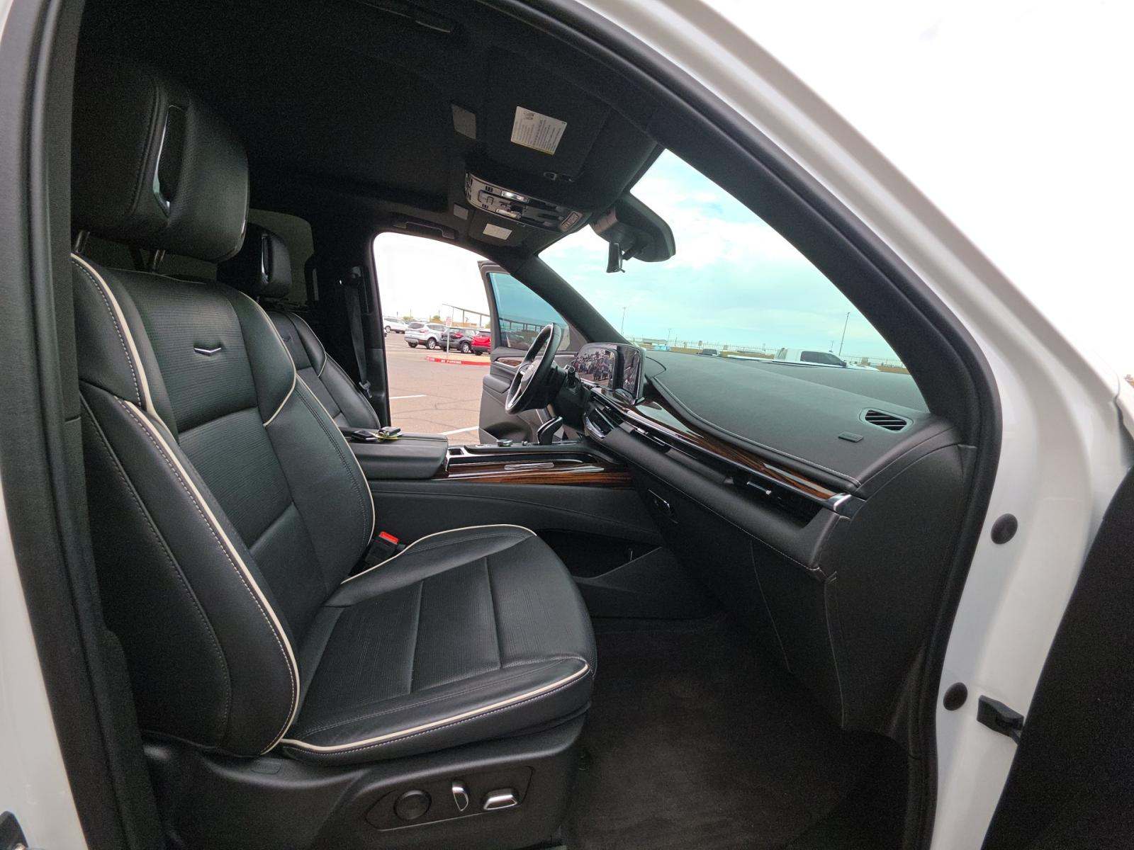 2023 Cadillac Escalade Premium Luxury AWD