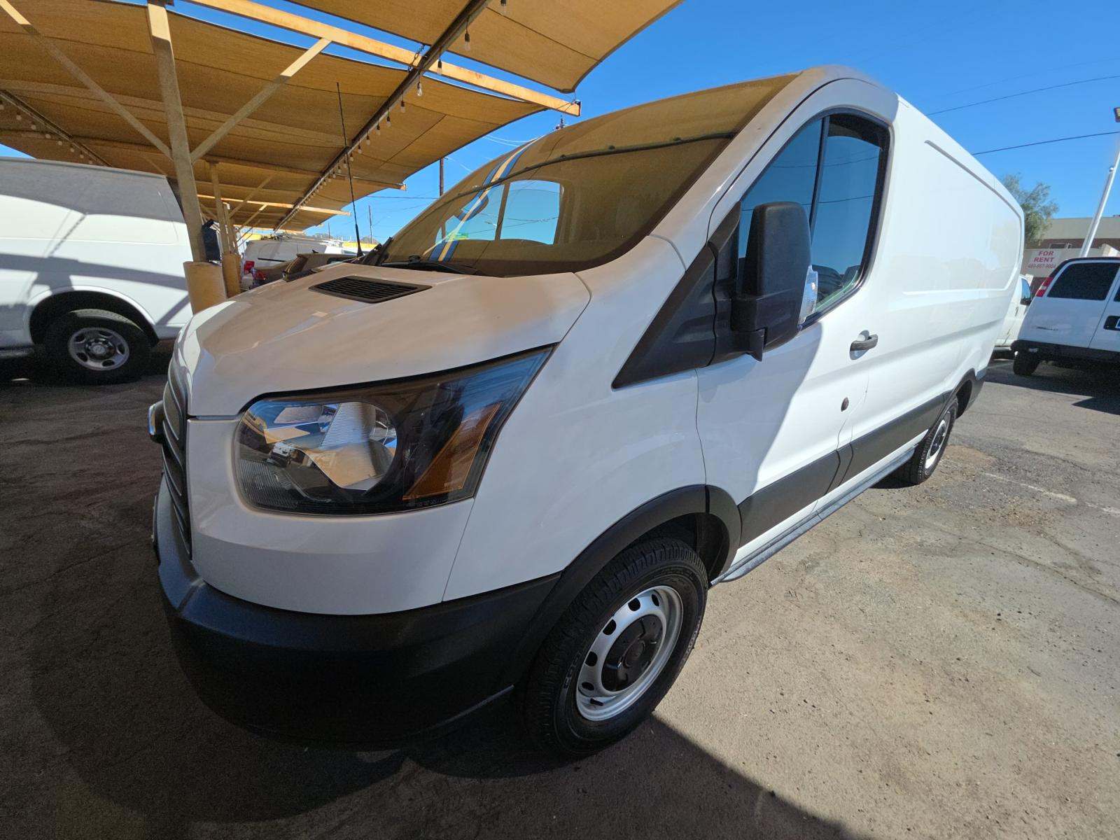 FORD TRANSIT 150 - 1