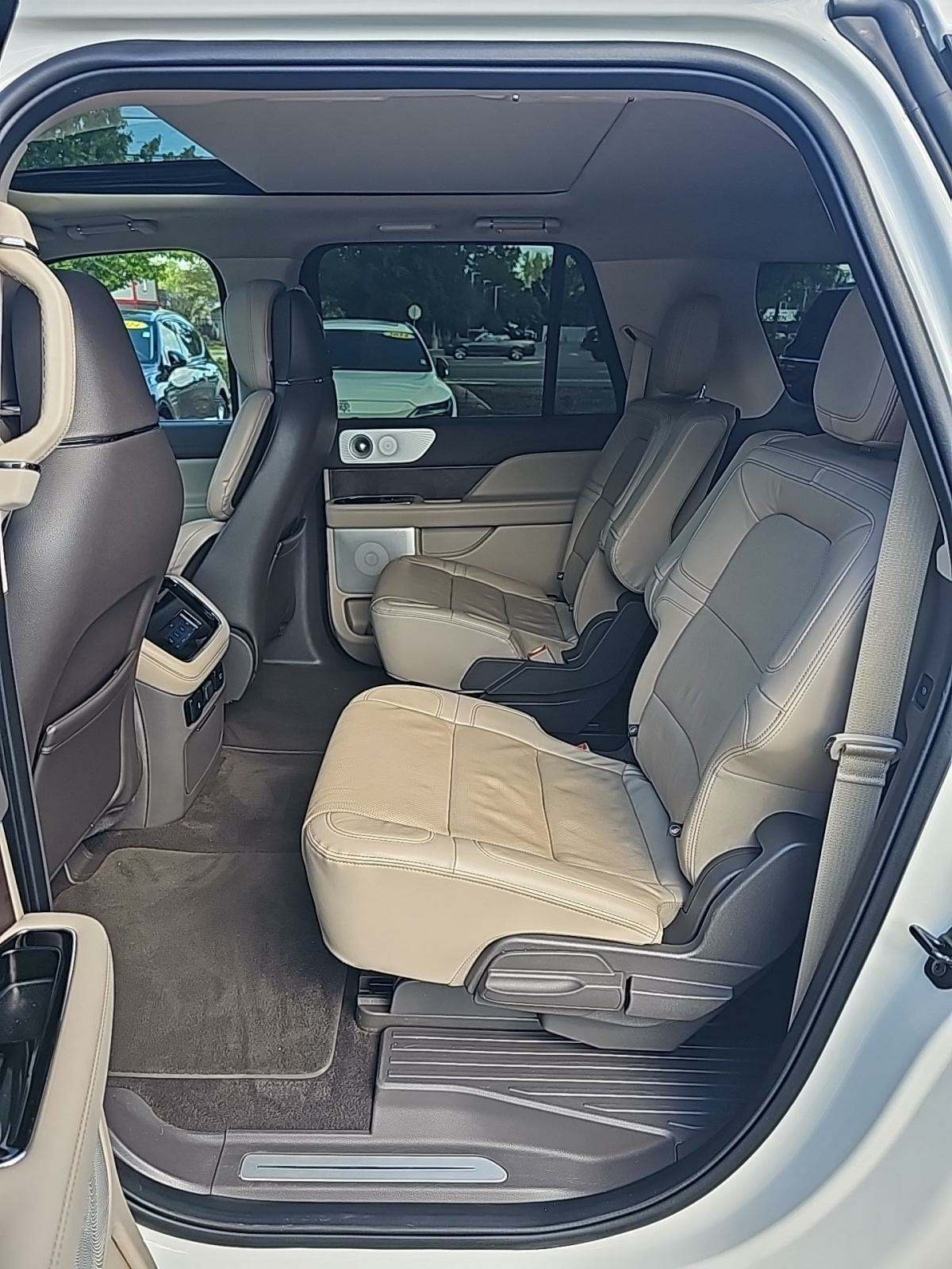 2022 Lincoln Navigator L Reserve AWD