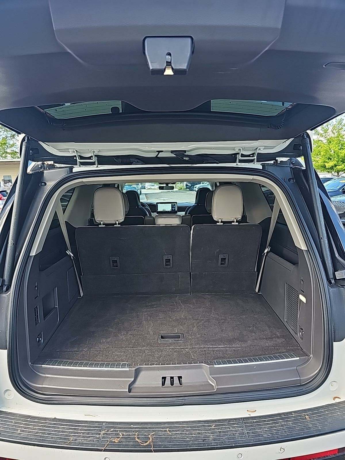 2022 Lincoln Navigator L Reserve AWD