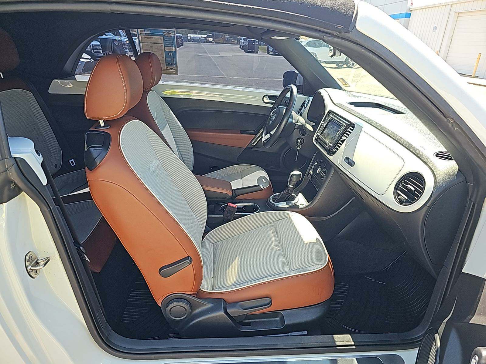 2017 Volkswagen Beetle 1.8T S FWD