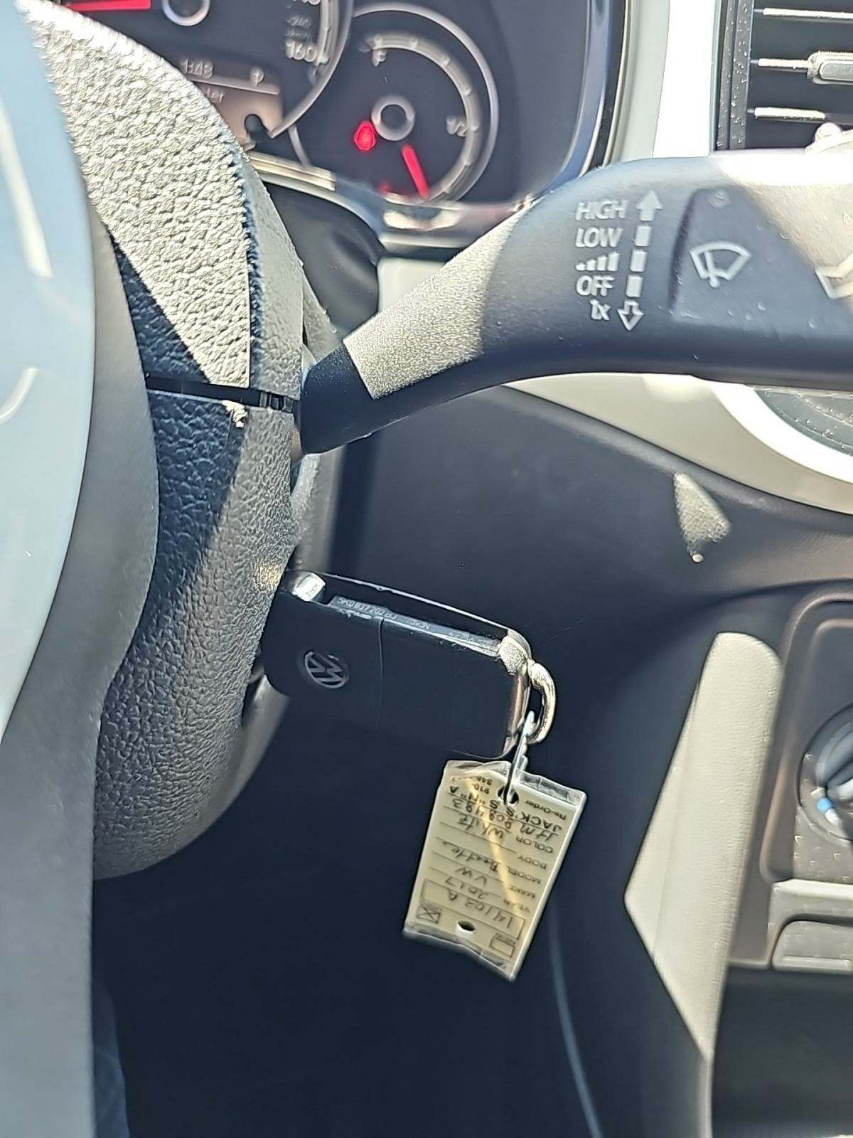 2017 Volkswagen Beetle 1.8T S FWD