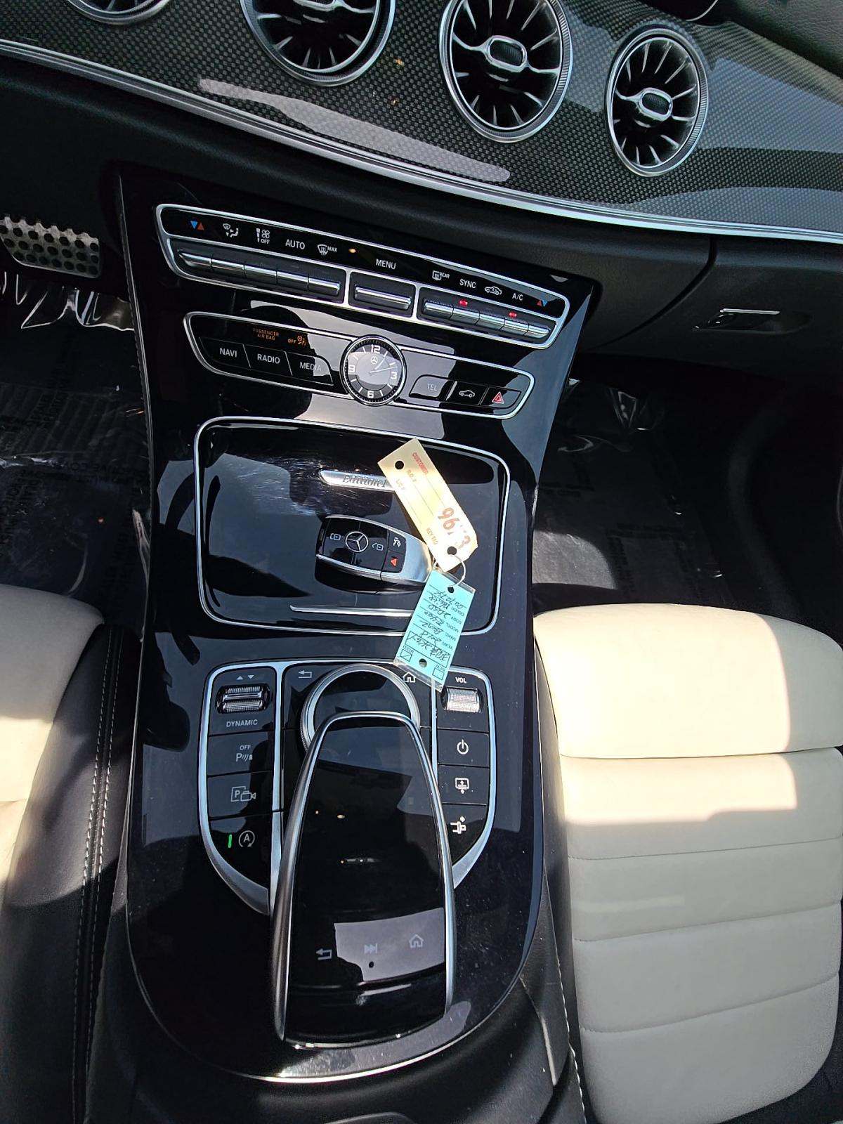 MERCEDES-BENZ E-CLASS - 8