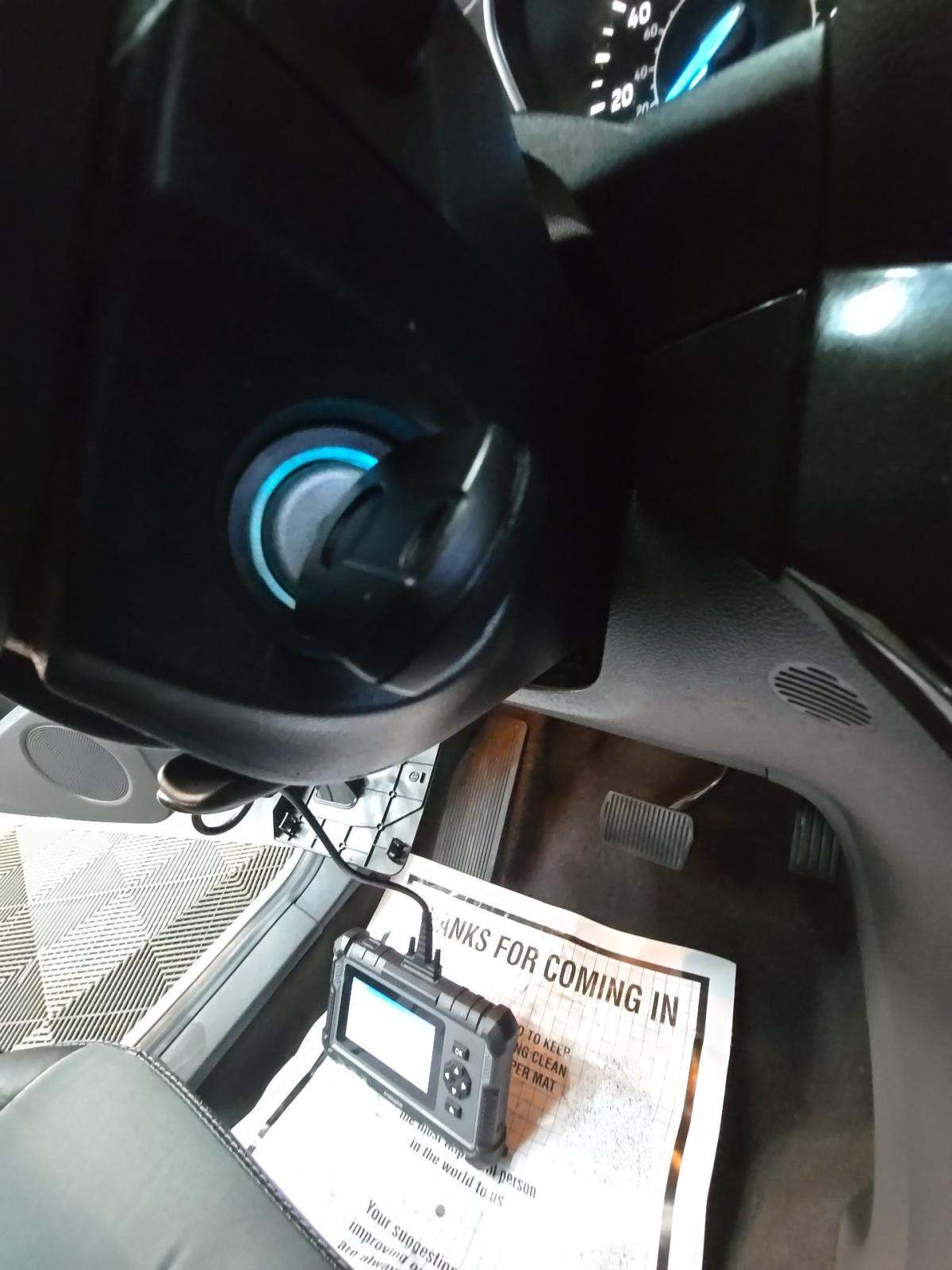 FORD ESCAPE - 4