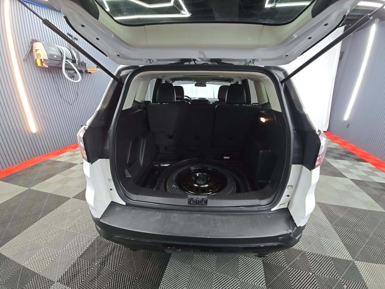 FORD ESCAPE - 10