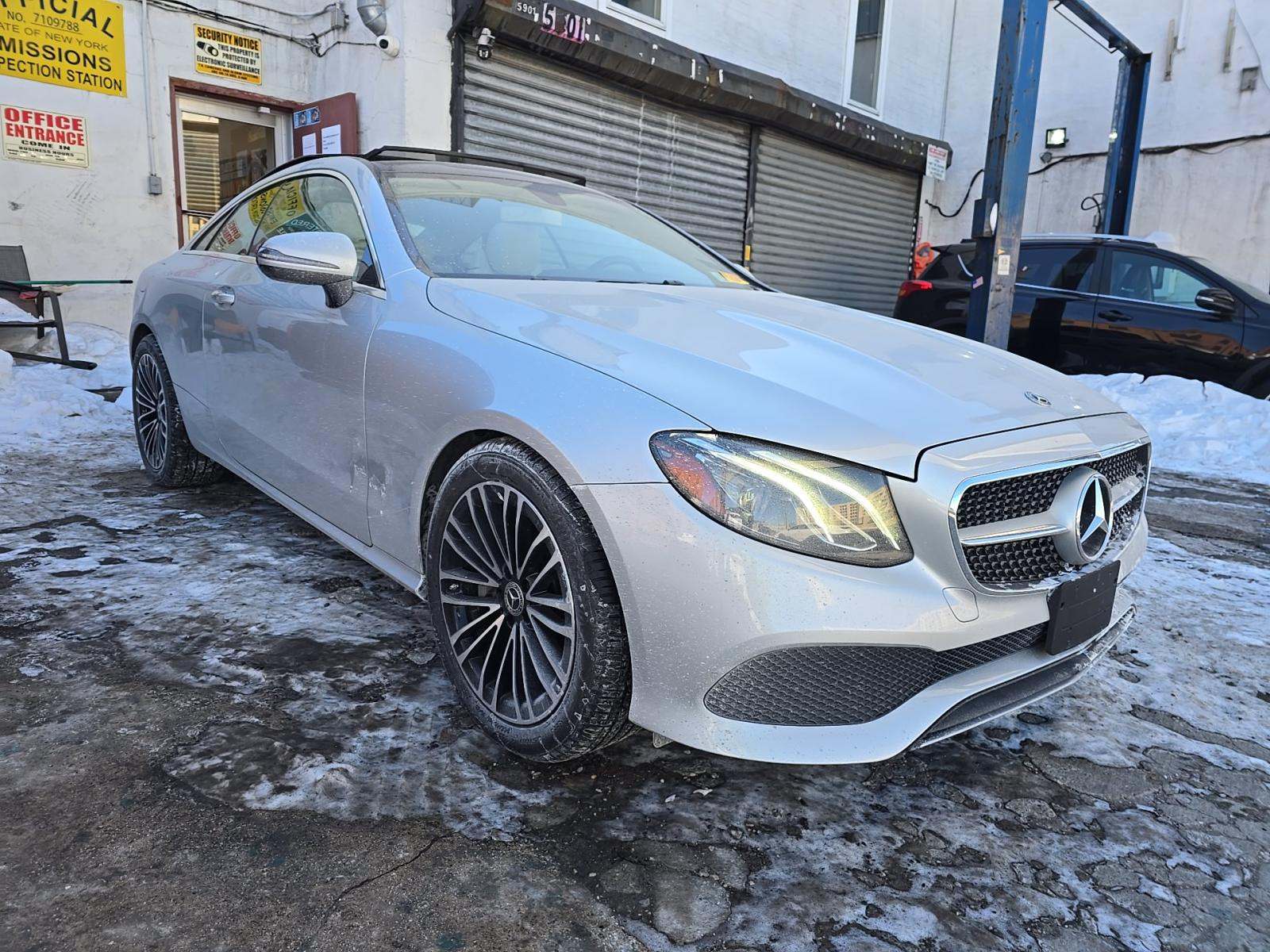 MERCEDES-BENZ E-CLASS - 4