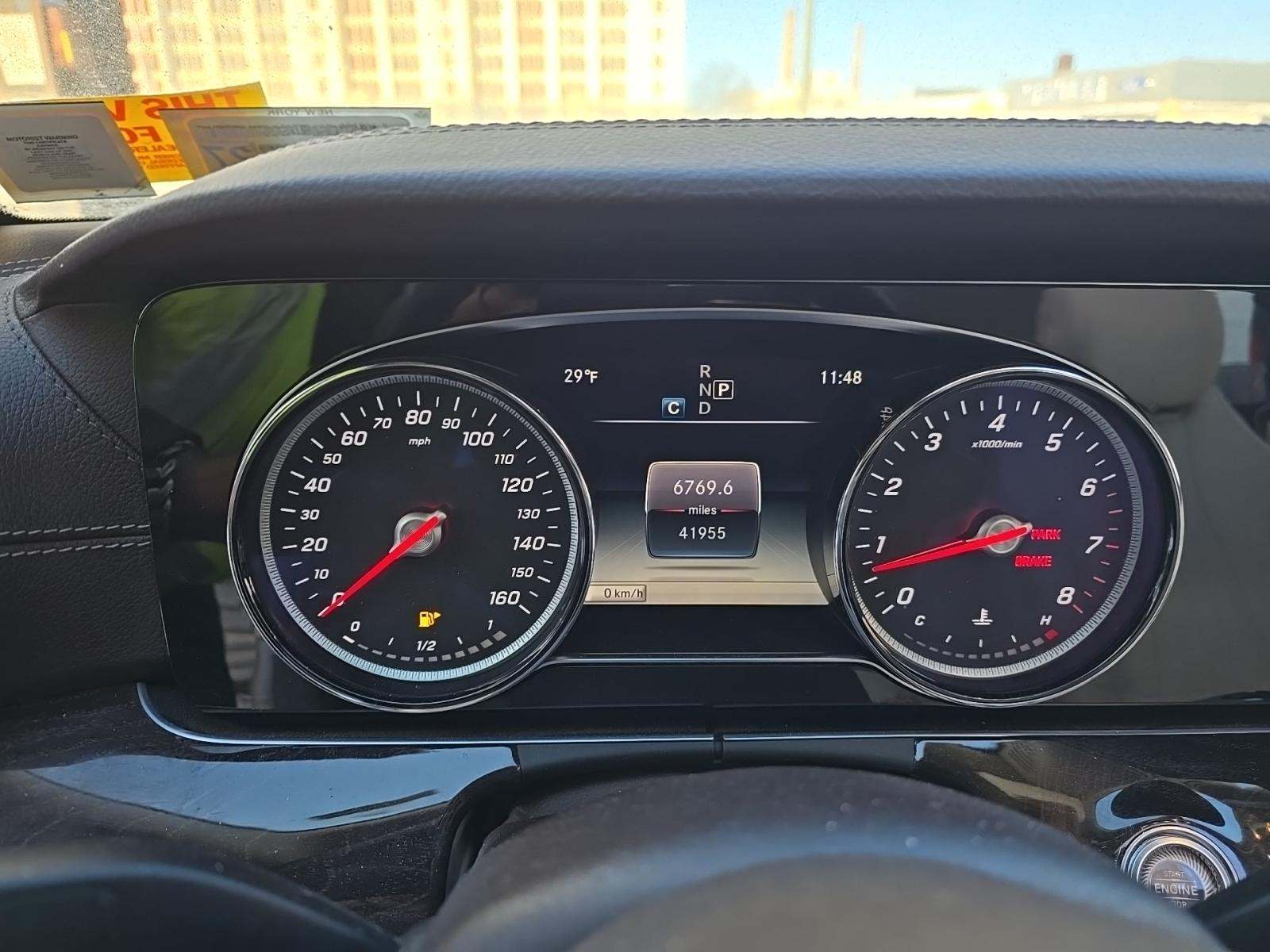 MERCEDES-BENZ E-CLASS - 9