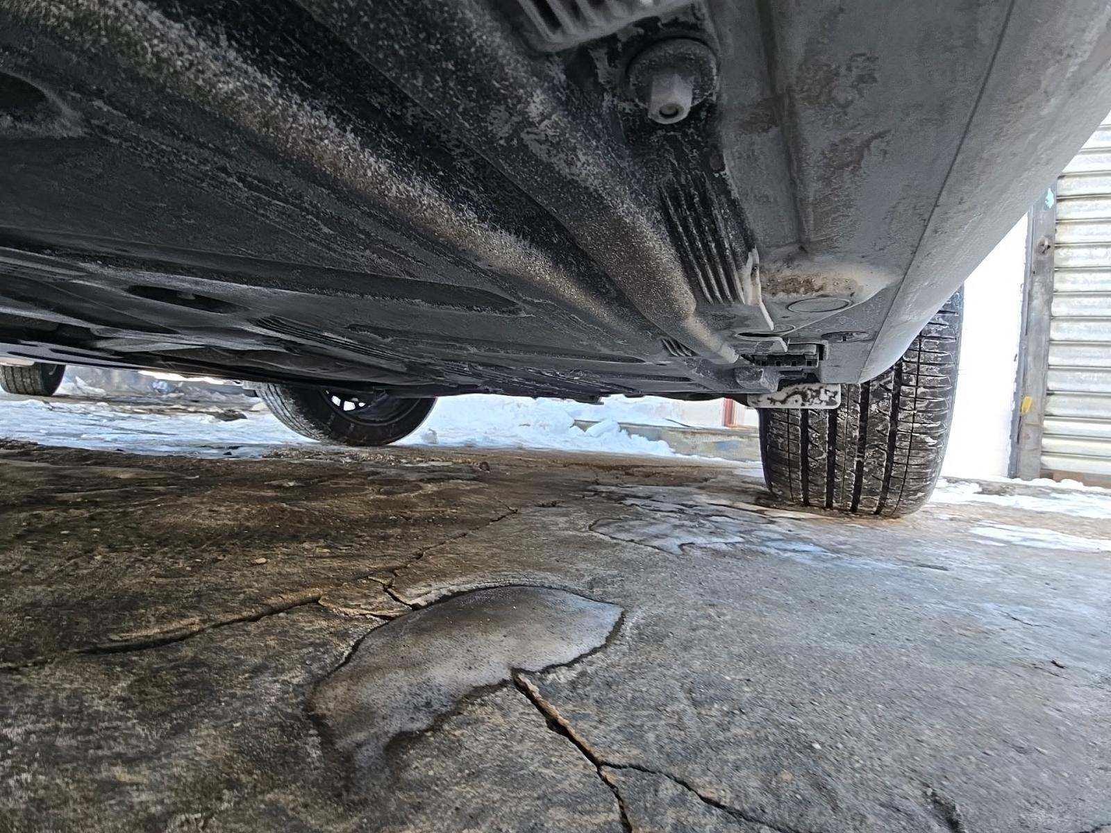 MERCEDES-BENZ E-CLASS - 7