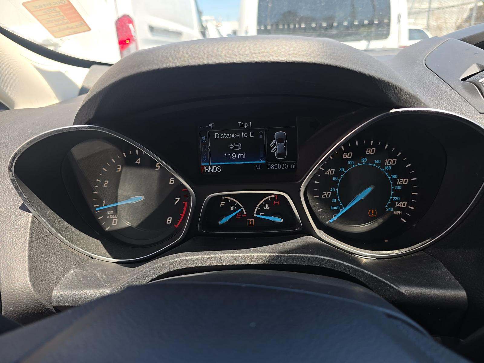 FORD ESCAPE - 9