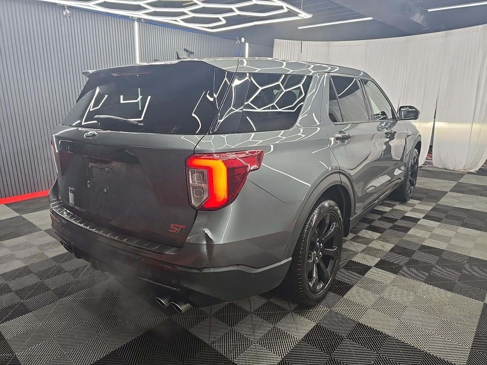 2022 Ford Explorer ST AWD