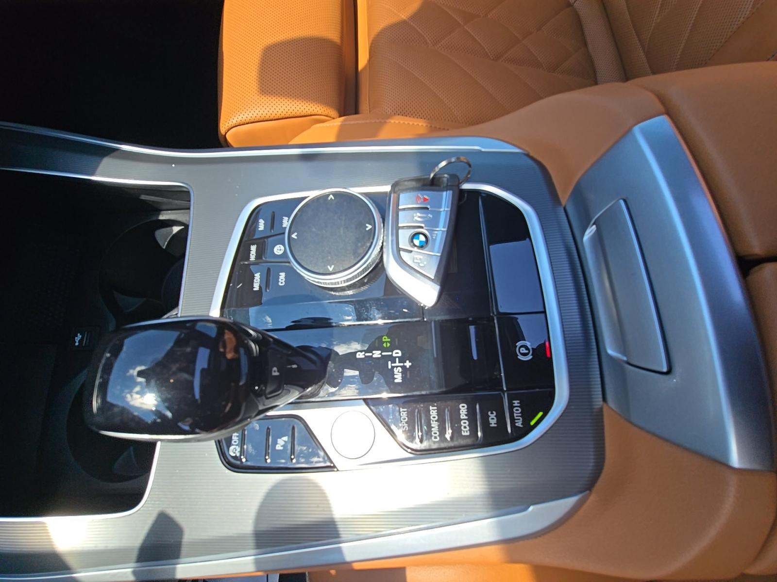2023 BMW X5 xDrive40i AWD