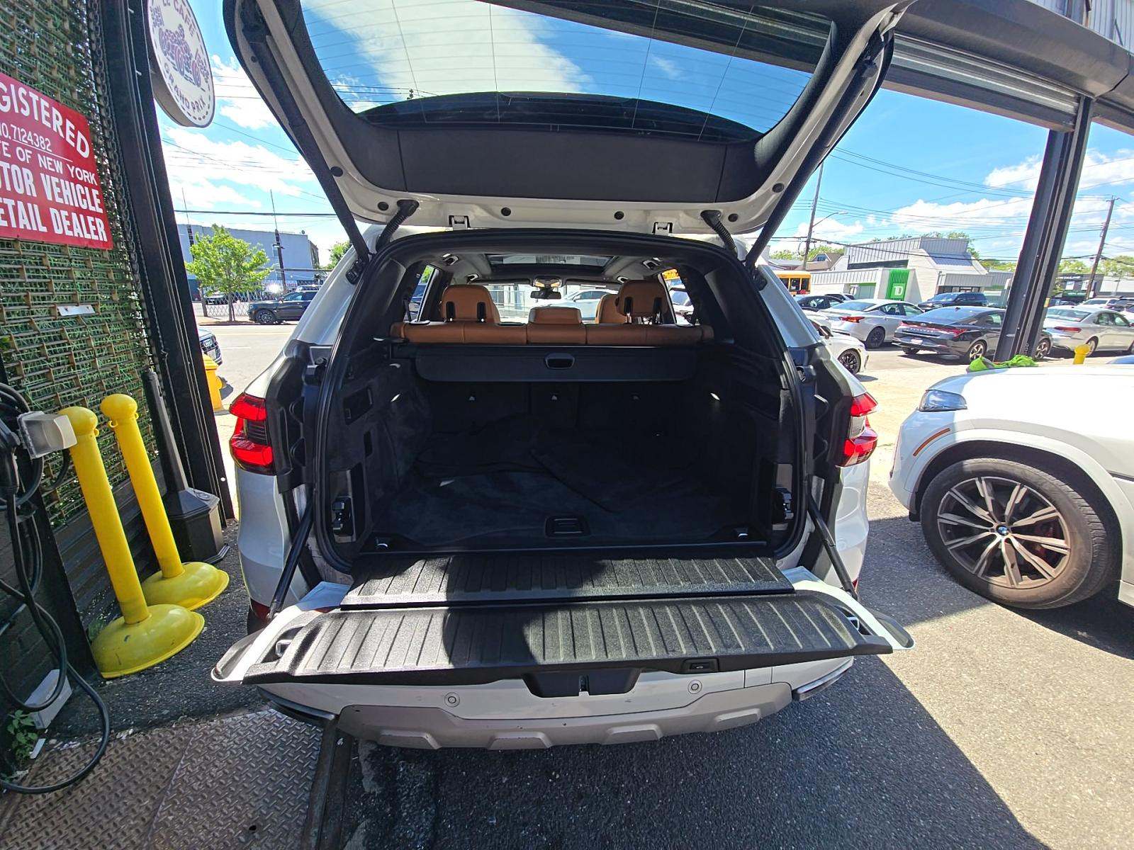 2023 BMW X5 xDrive40i AWD