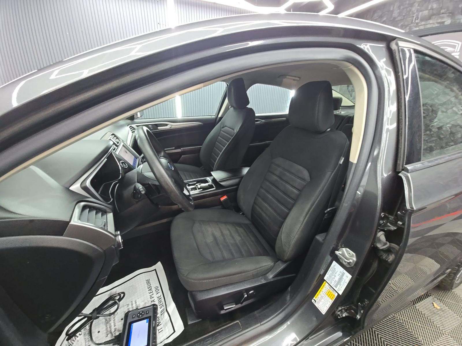 FORD FUSION - 2