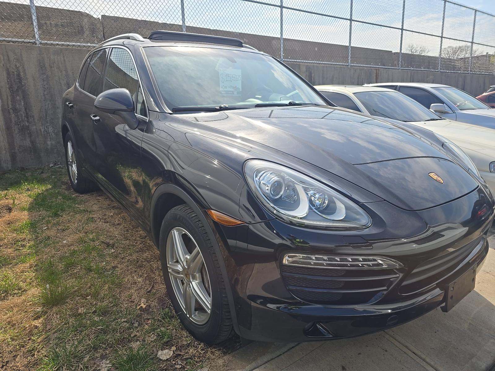PORSCHE CAYENNE - 4