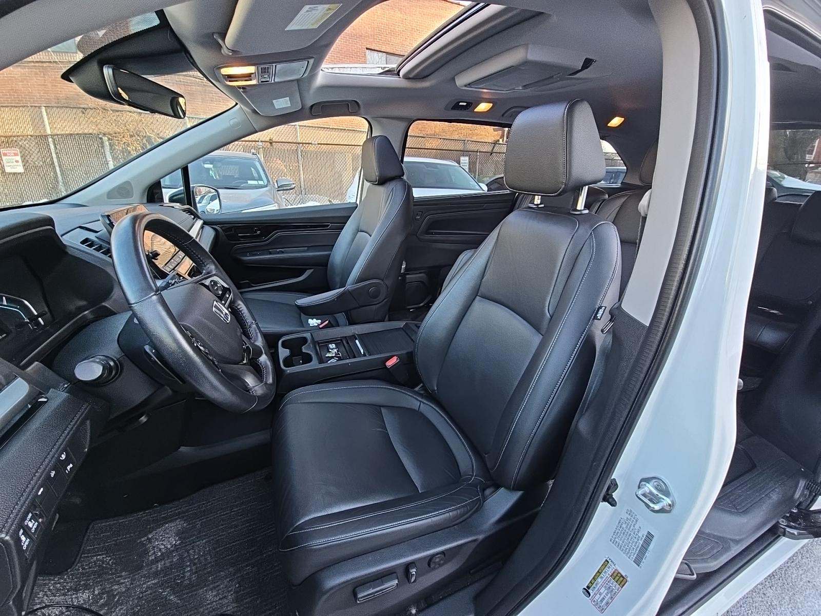 2023 Honda Odyssey Touring FWD