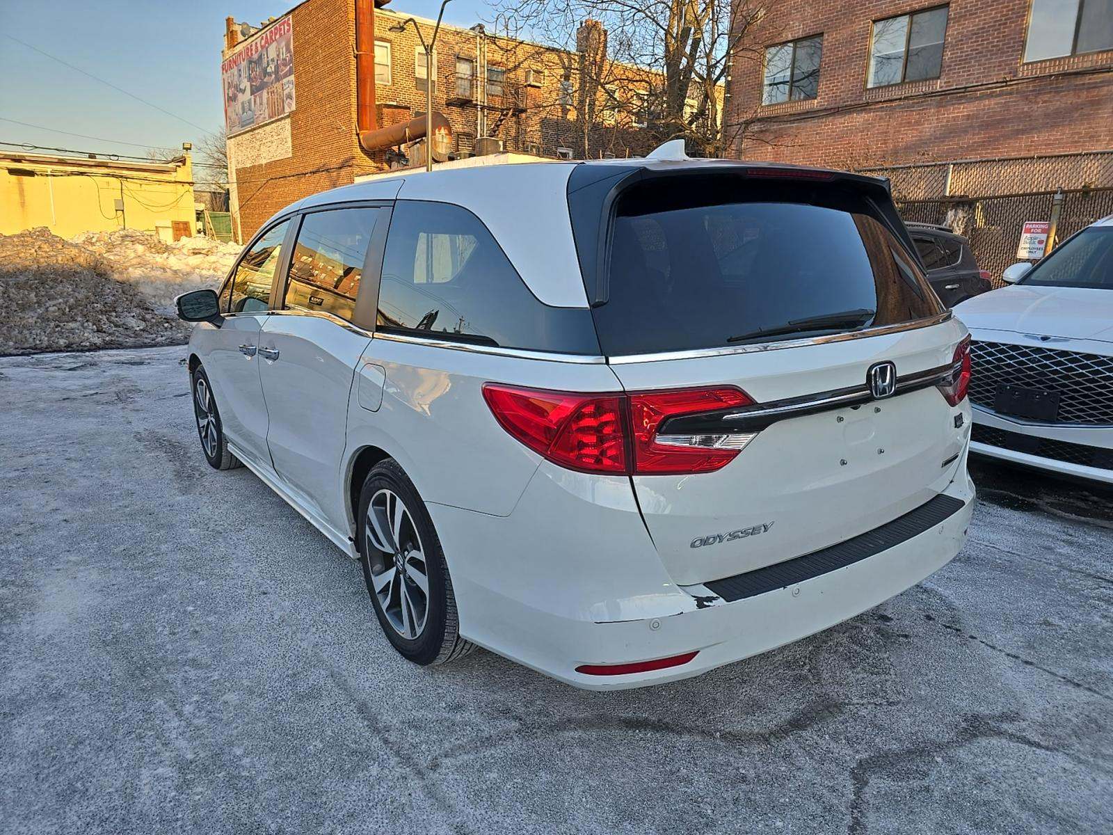 2023 Honda Odyssey Touring FWD