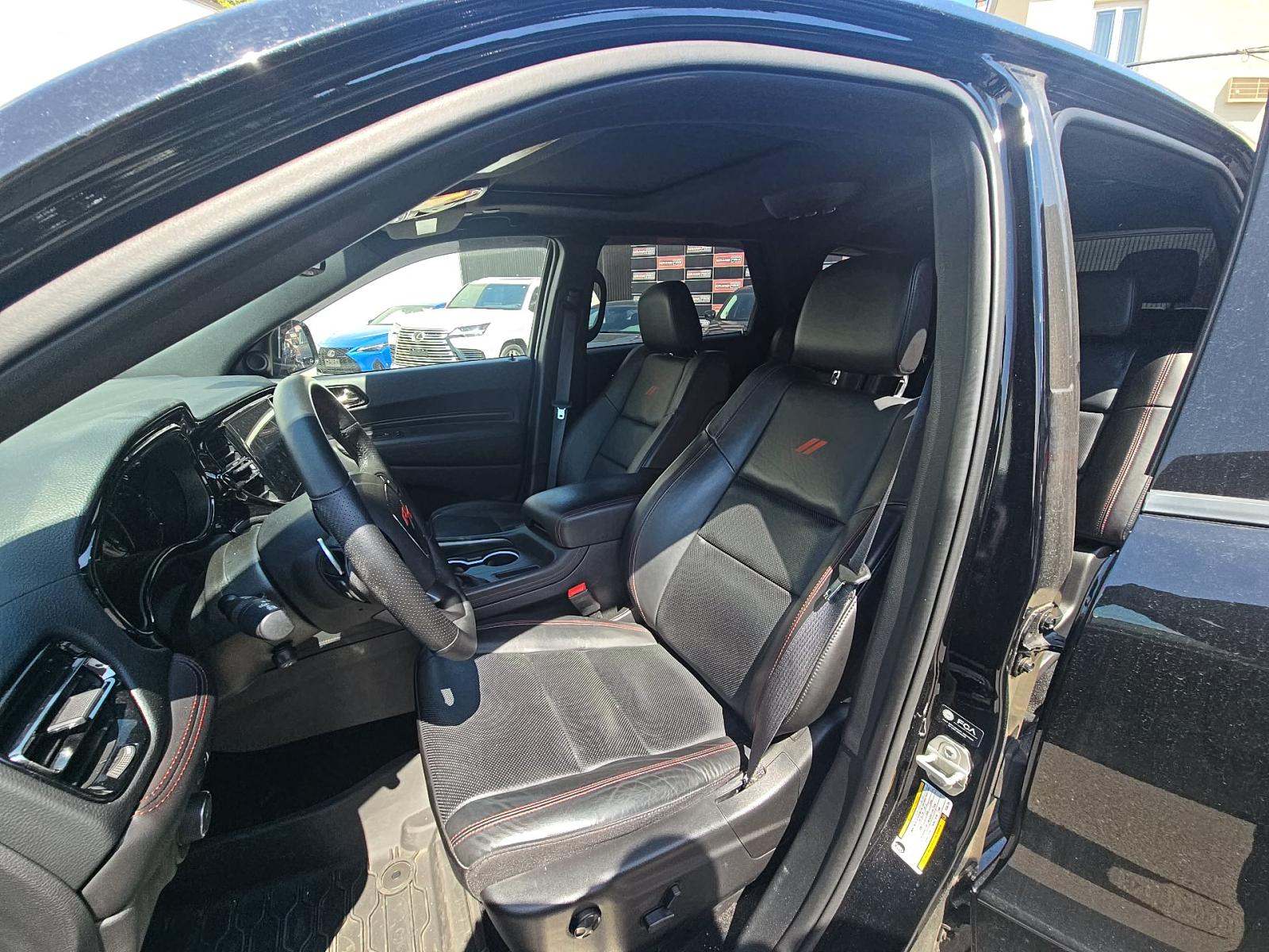 DODGE CHALLENGER - 6