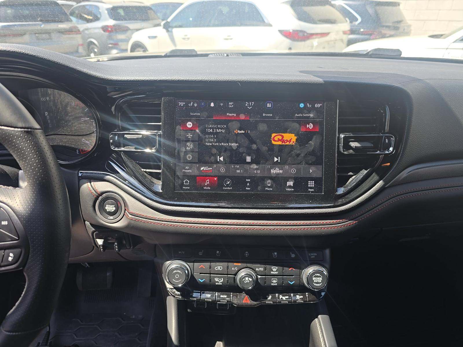 DODGE CHALLENGER - 10