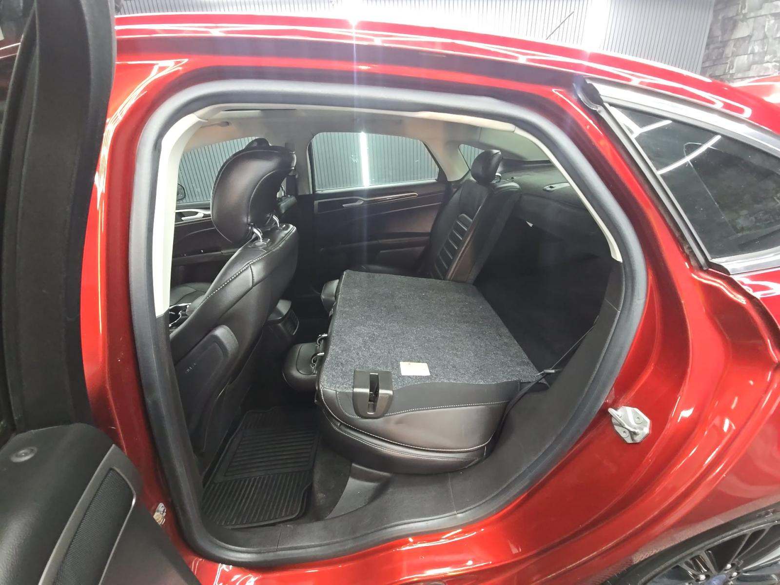 FORD FUSION - 9