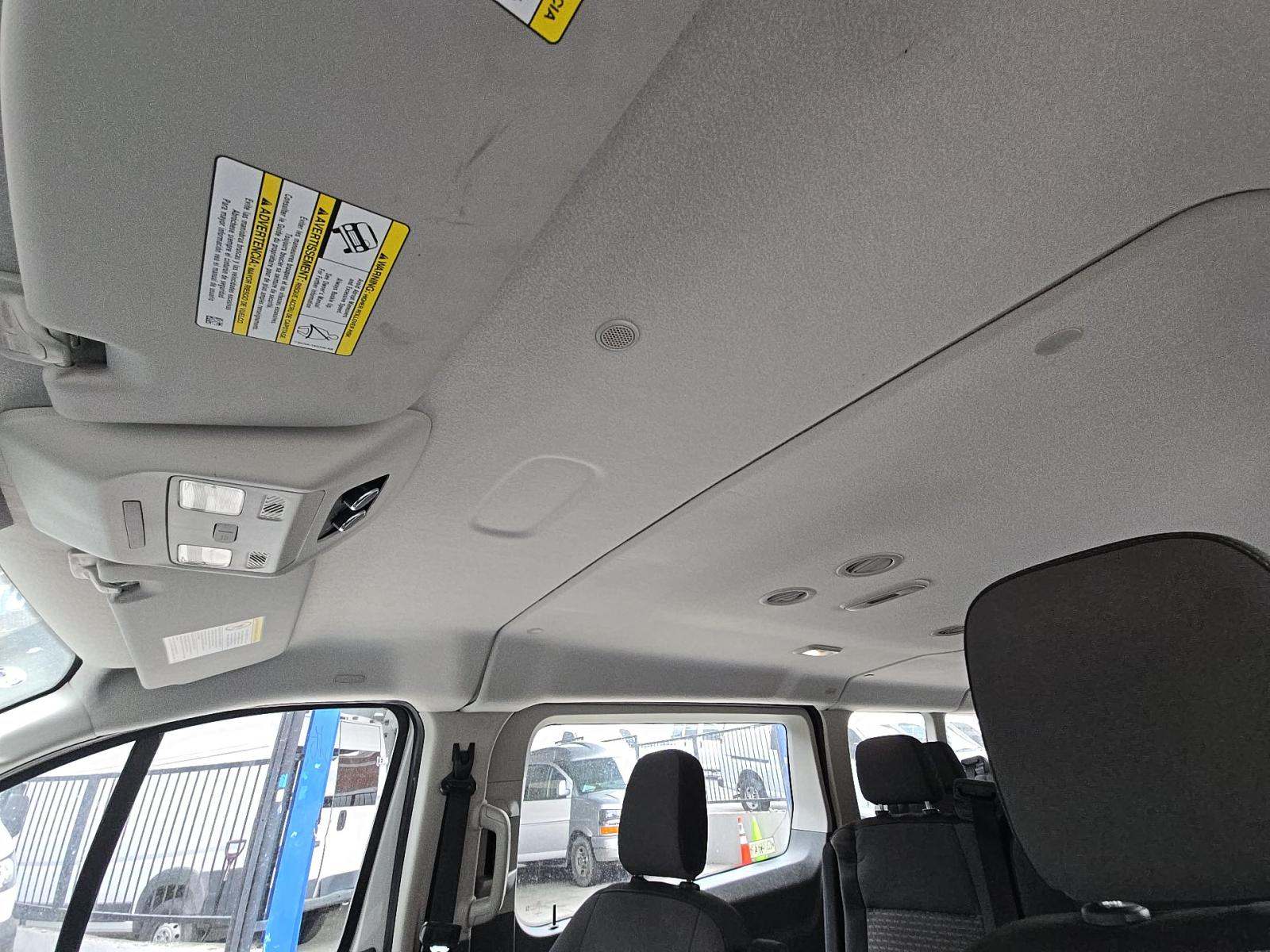 FORD TRANSIT 350 - 7