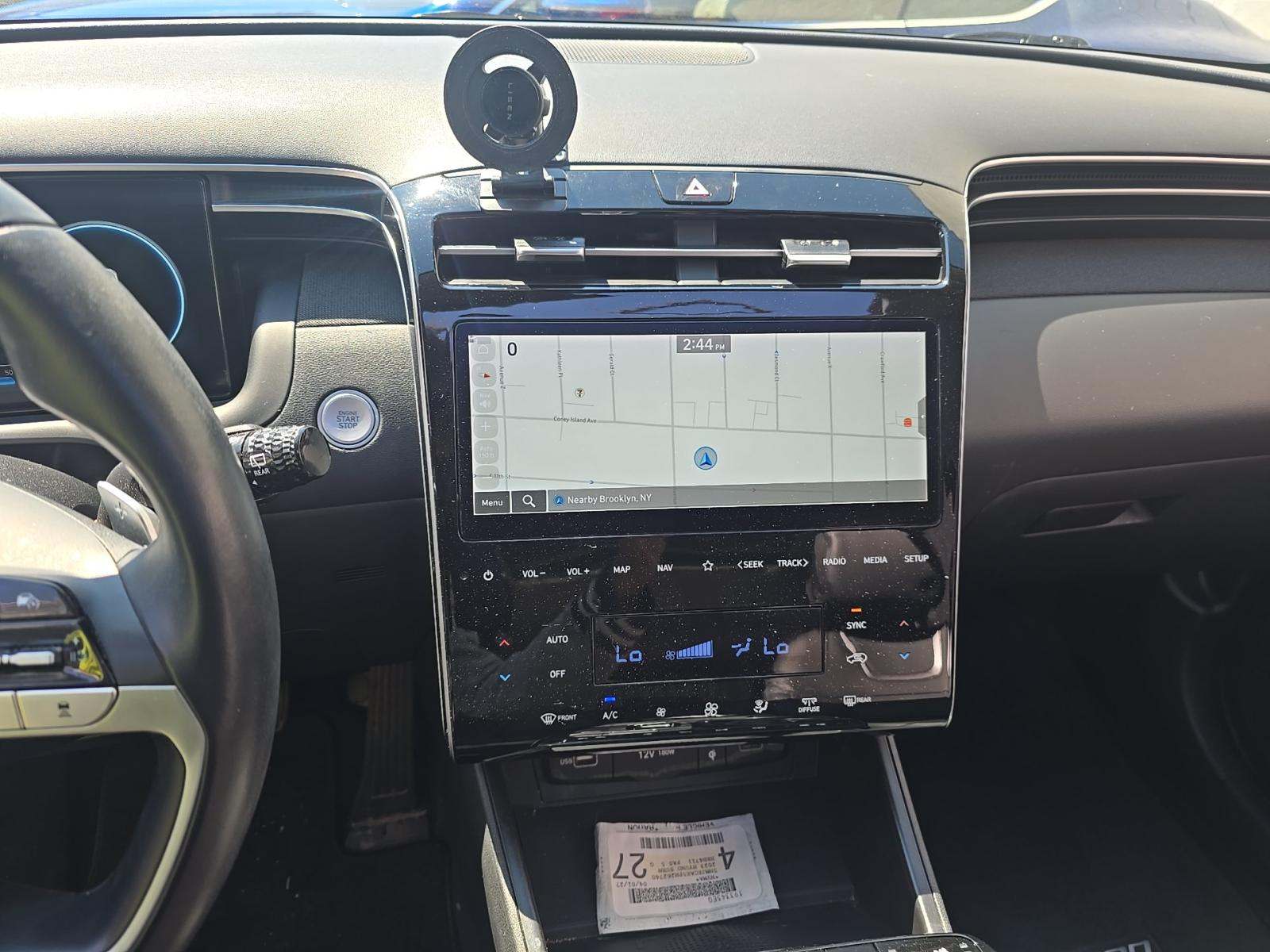 HYUNDAI TUCSON - 10