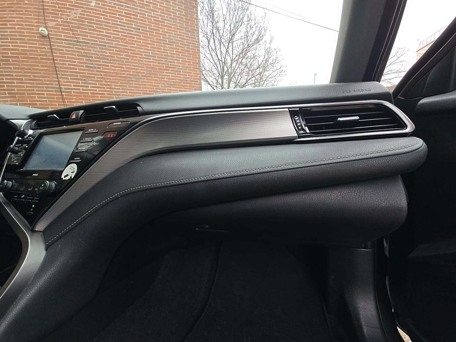 2020 Toyota Camry SE FWD