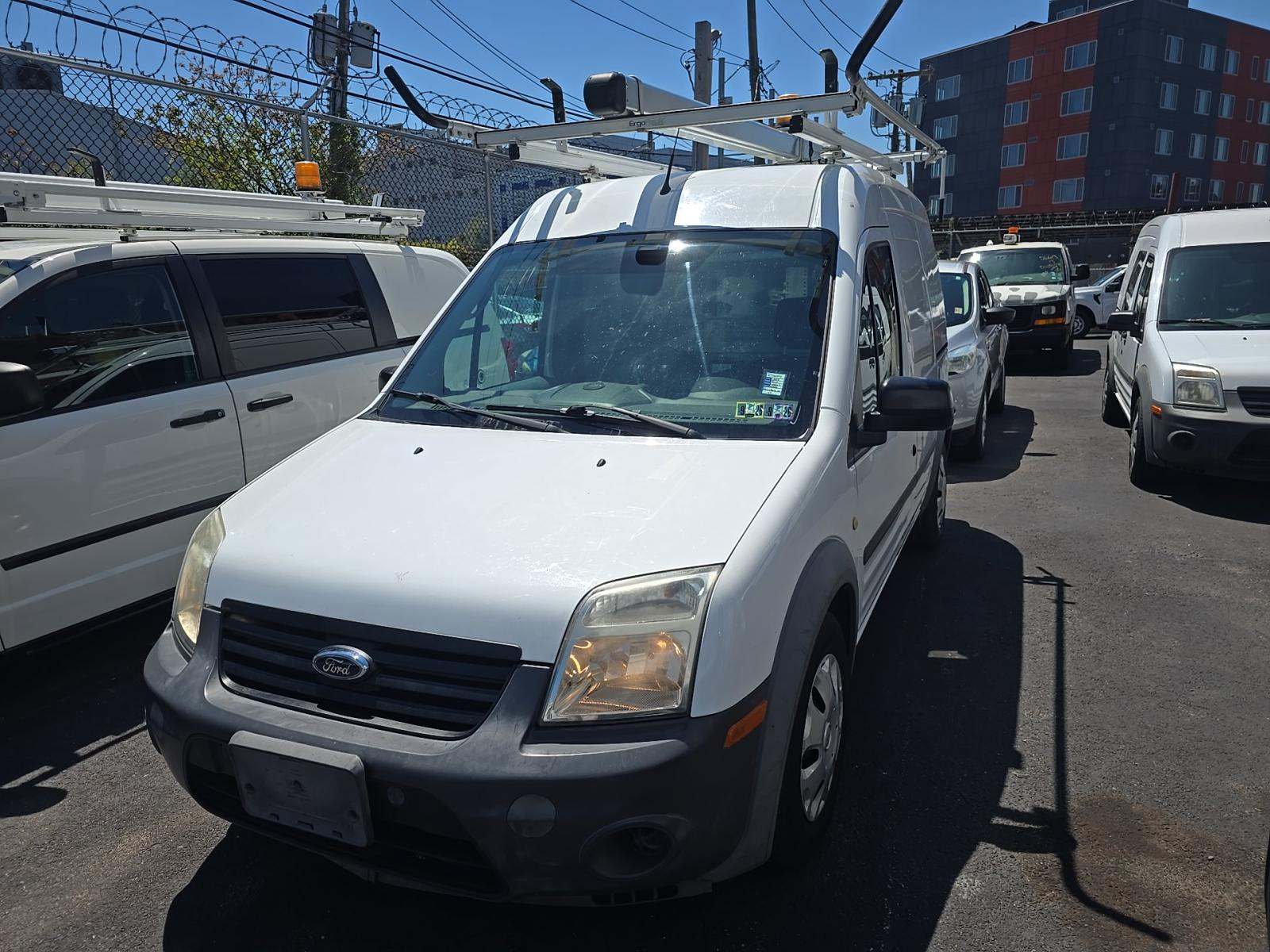 FORD TRANSIT CONNECT - 1