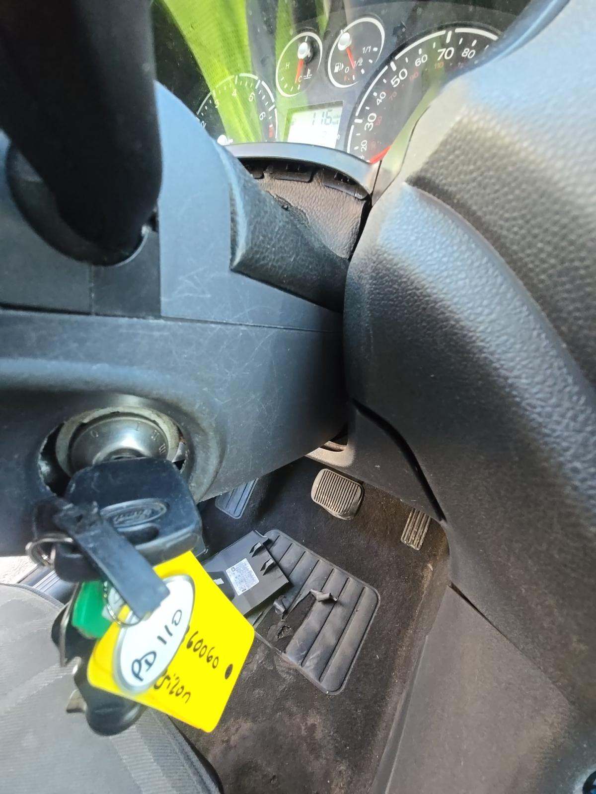FORD TRANSIT CONNECT - 8
