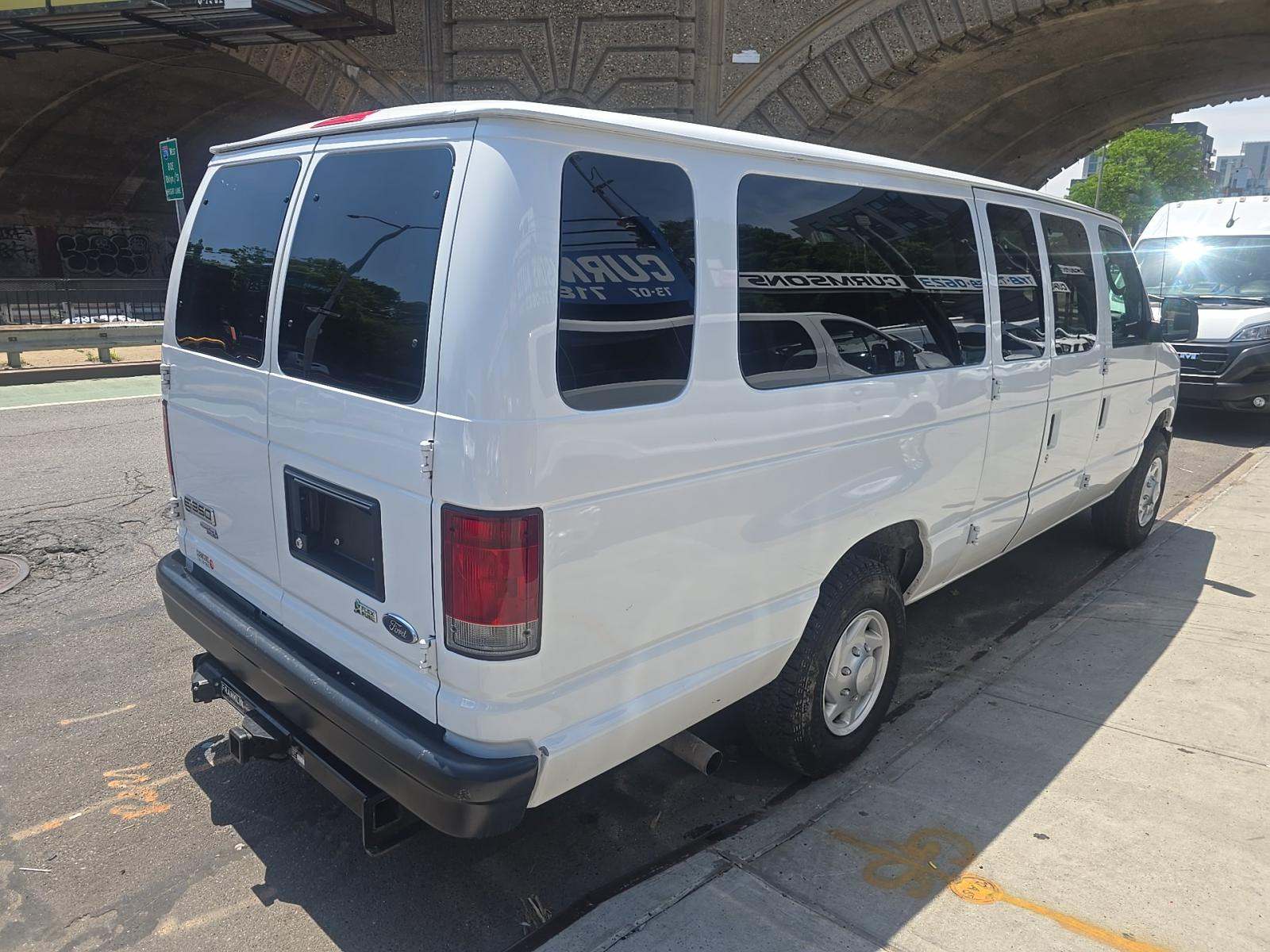 FORD E-350 - 3