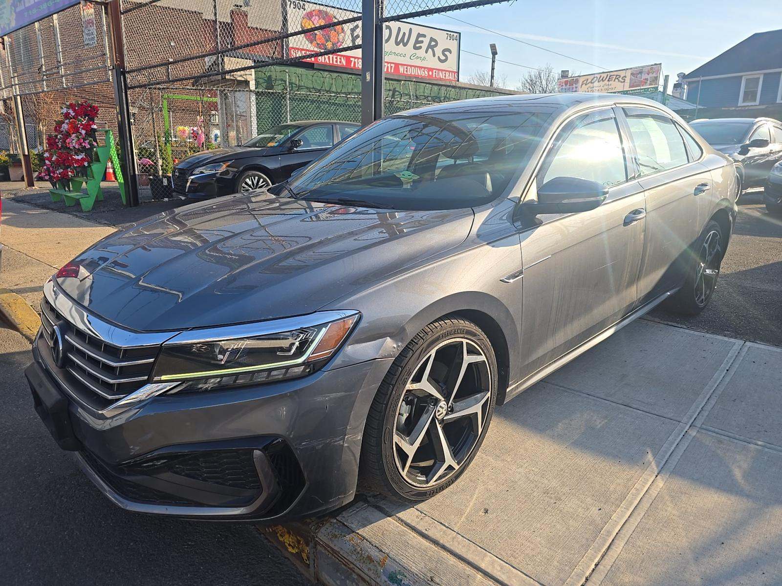 2021 Volkswagen Passat 2.0T R-Line FWD