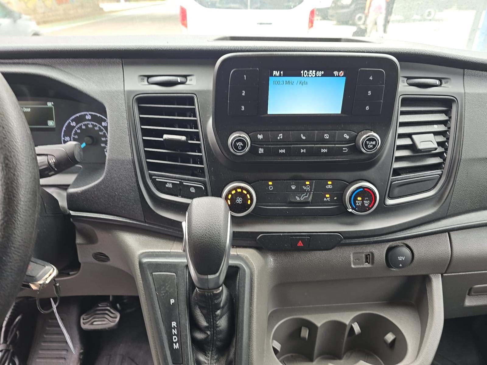 FORD TRANSIT 250 - 6