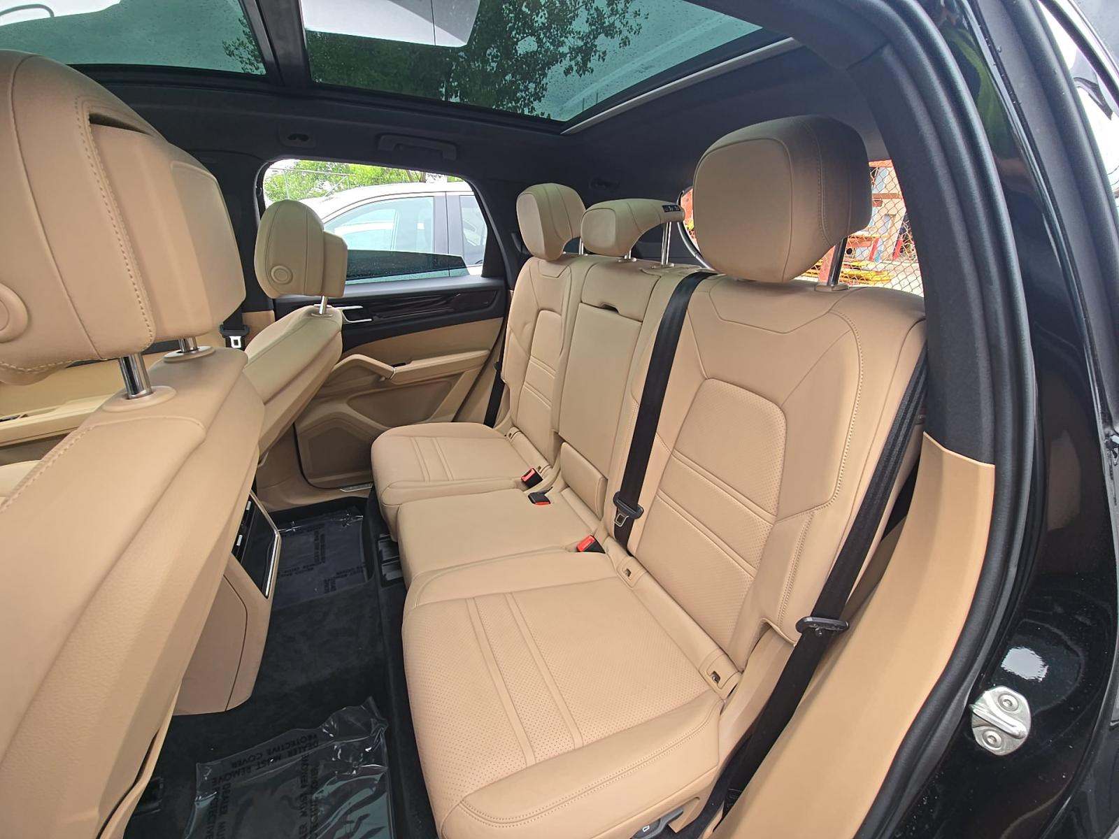 2023 Porsche Cayenne Base AWD