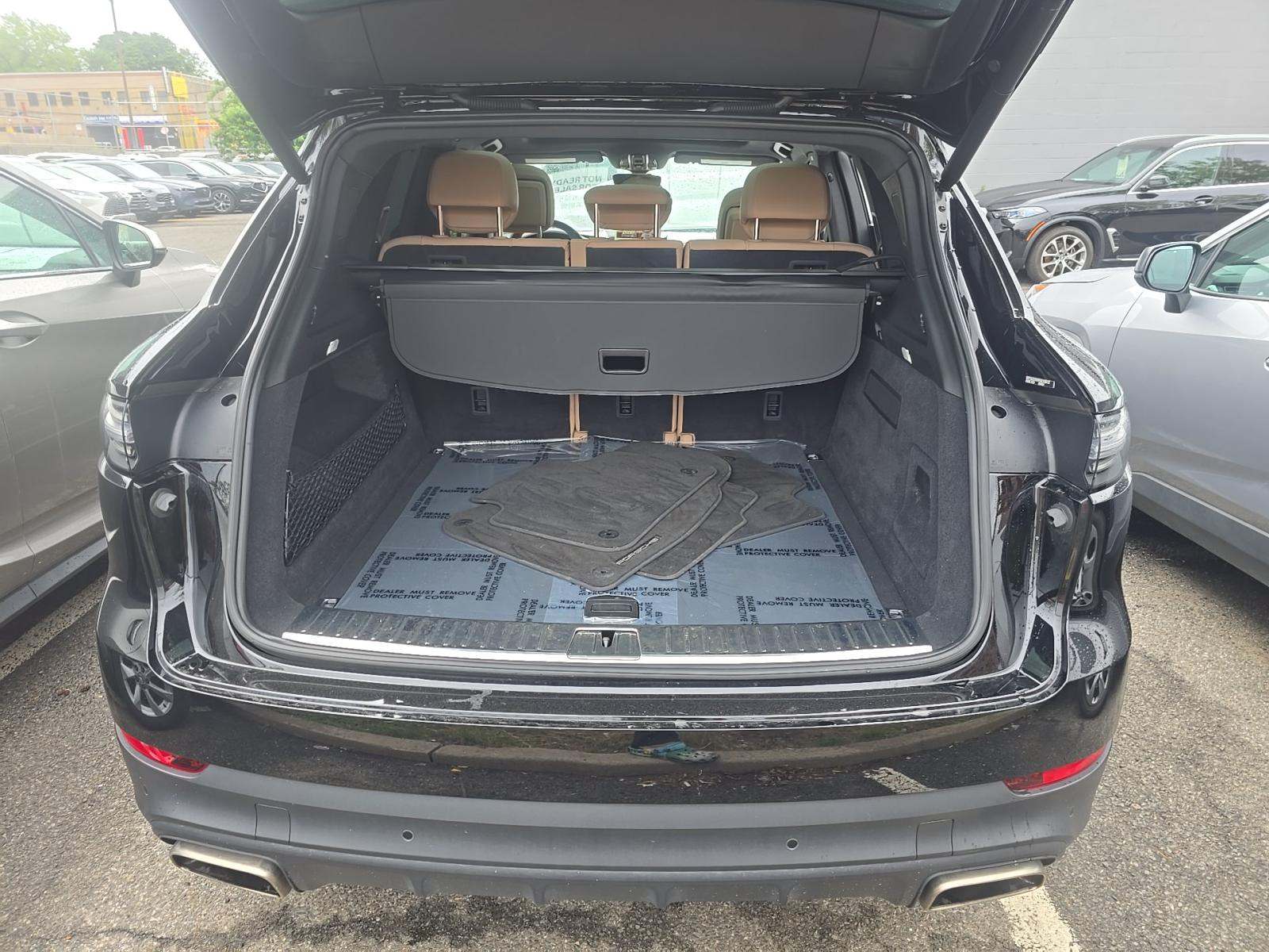 2023 Porsche Cayenne Base AWD