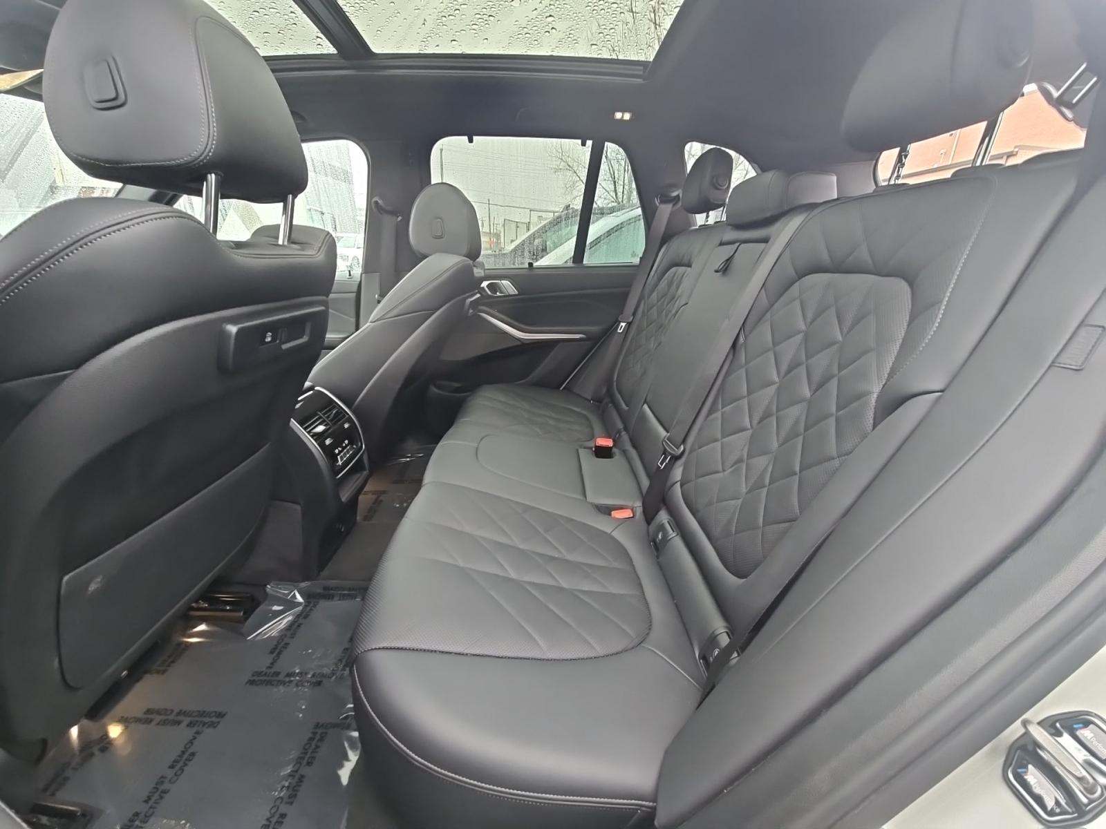 2023 BMW X5 xDrive40i AWD