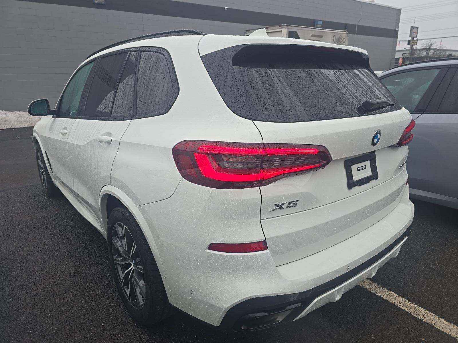 2023 BMW X5 xDrive40i AWD