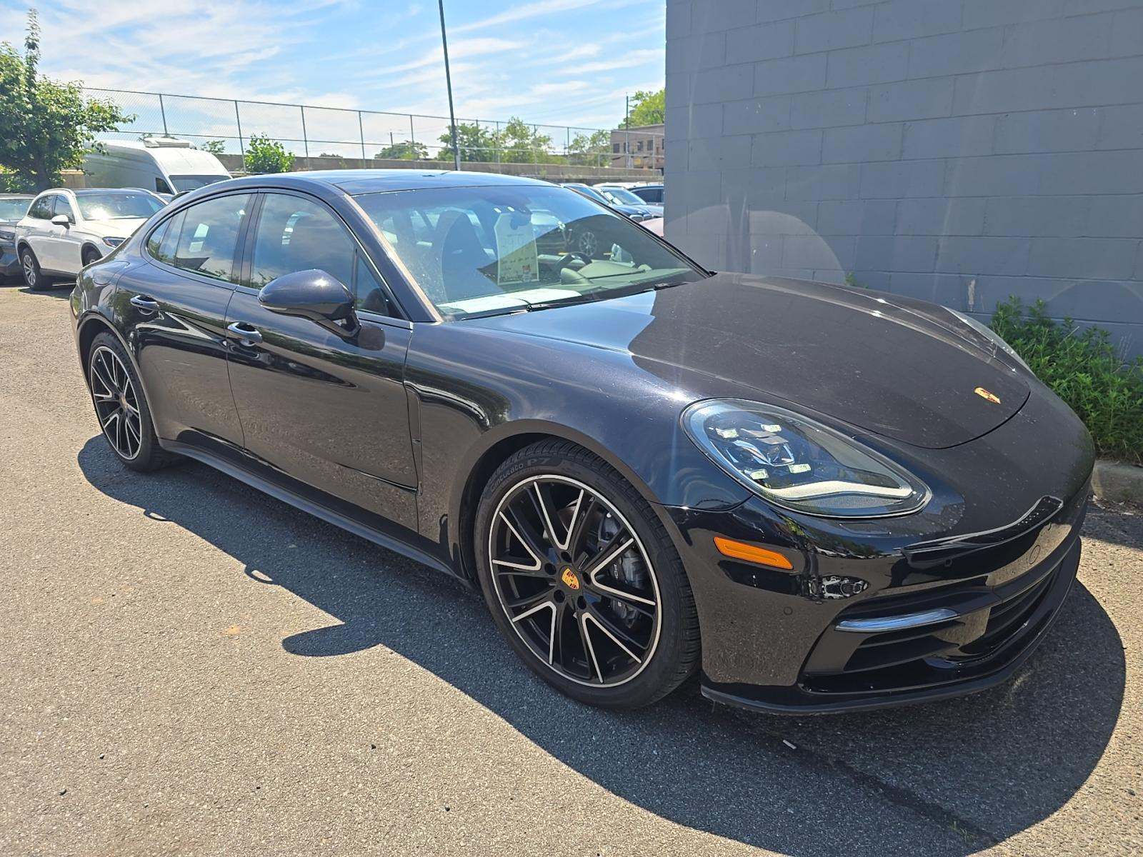 2018 Porsche Panamera 4 AWD