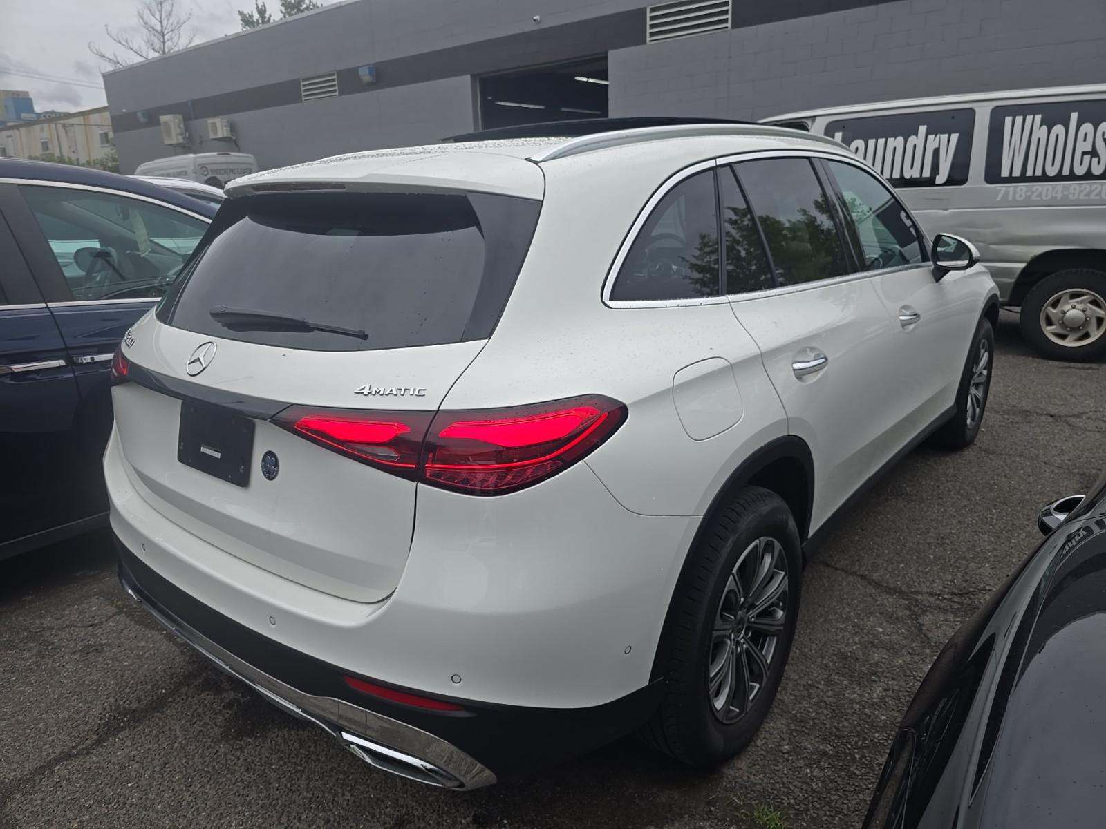 2025 Mercedes-Benz GLC GLC 300 AWD