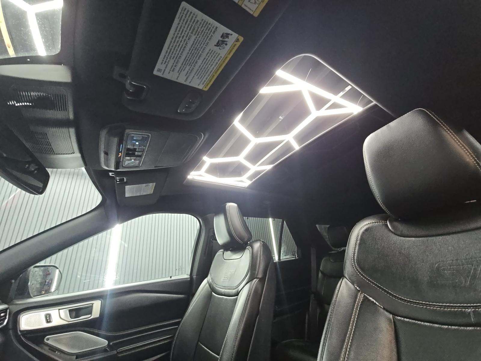 FORD EXPLORER - 7
