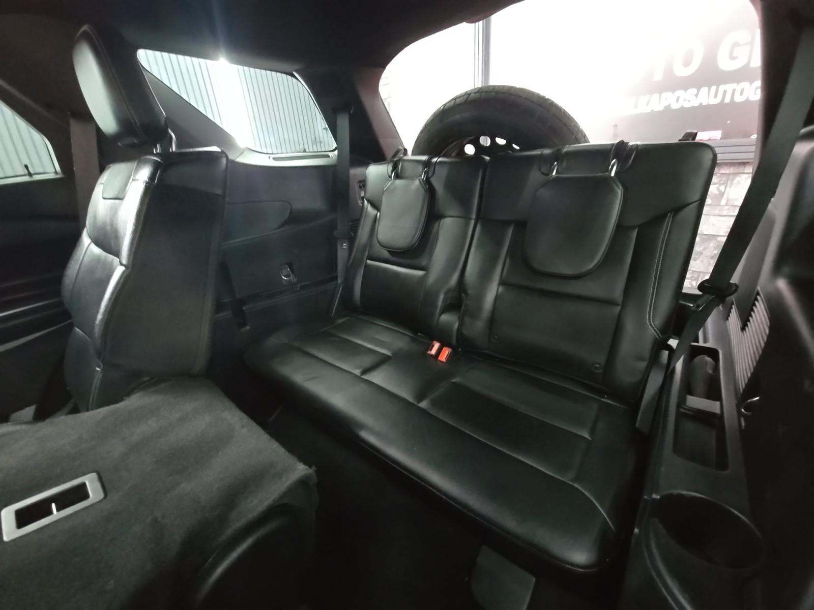 FORD EXPLORER - 10