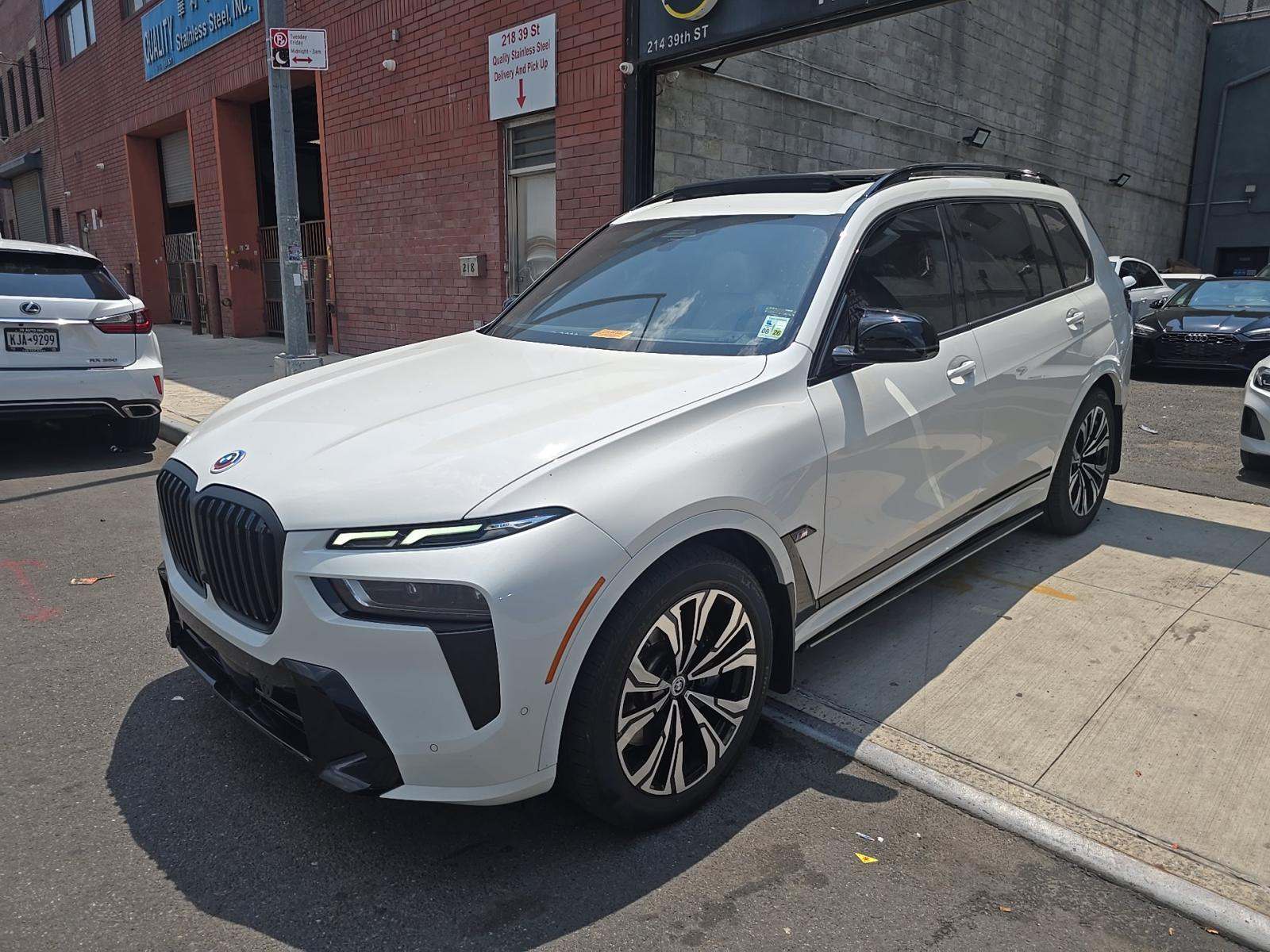 2023 BMW X7 xDrive40i AWD